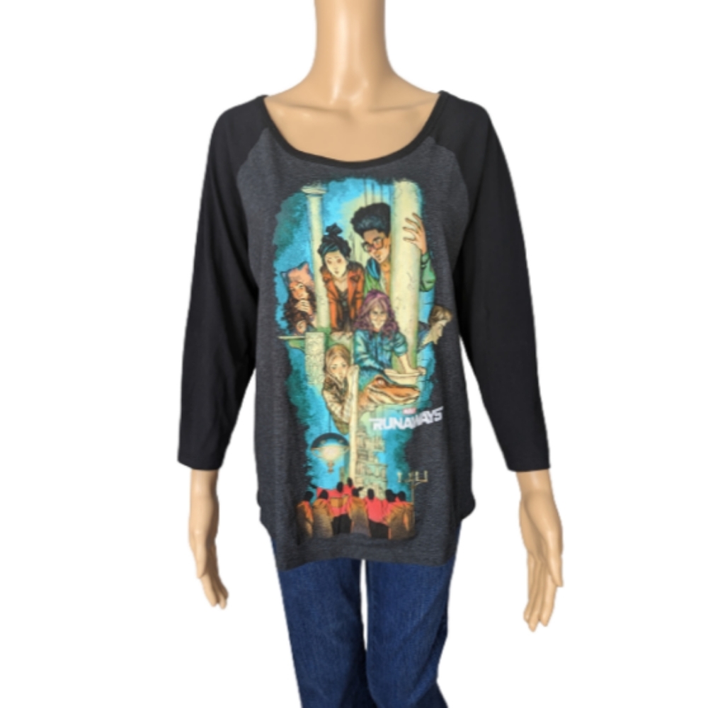 Her Universe Marvel Runaways Raglan Top XL
